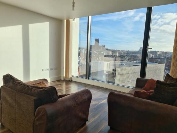 Lounge 912