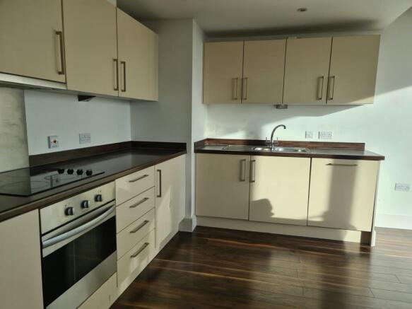 Kitchen 912