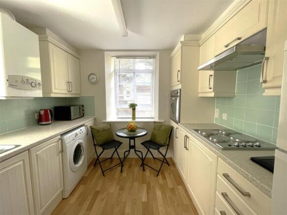 Kitchen.jpg