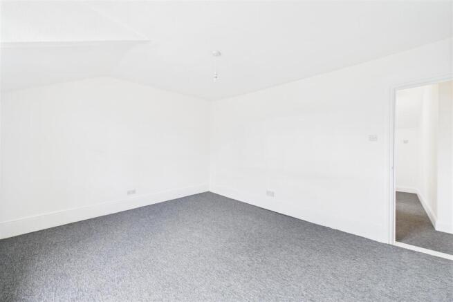 CAM01799G0-PR0151-STILL002.jpg