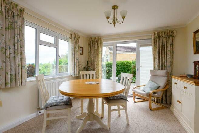 Sitting/Dining Room