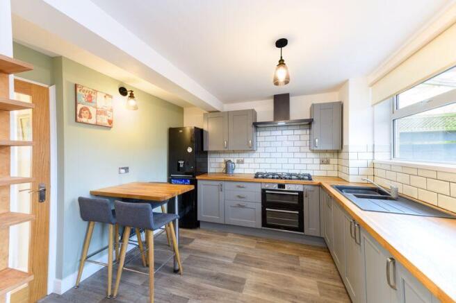 Kitchen/Breakfast Room