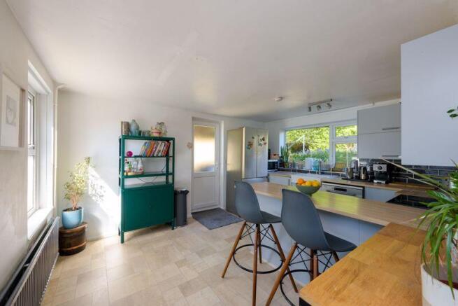 Kitchen/Breakfast Room