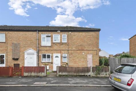 Wood End Green Road, Hayes