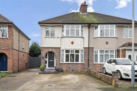 Hayes End Road, Hayes