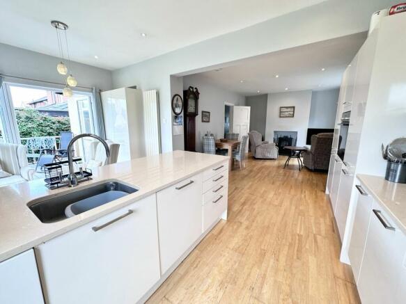 Open plan family dining kitchen