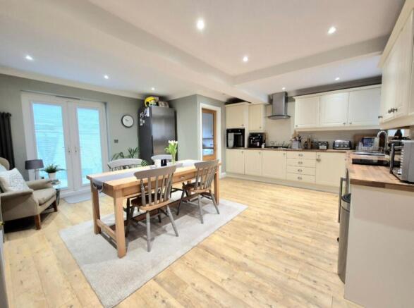 Dining Kitchen