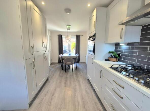 Kitchen diner