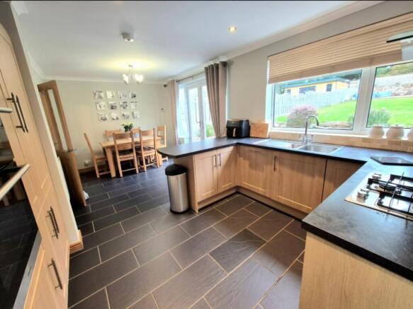 Kitchen diner