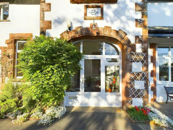 Front porch entrance