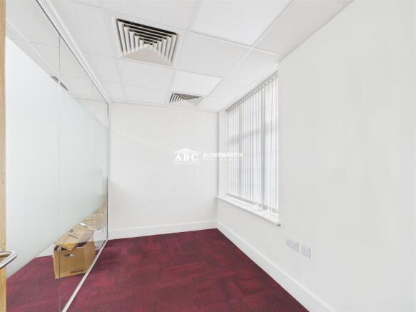 CAM03827G0-PR0062-STILL003.jpg