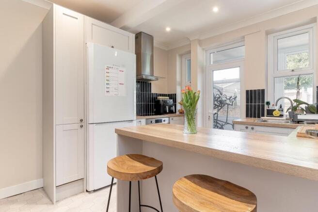 Kitchen - C.jpg