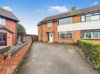 Glendon Gardens, Bulkington, CV12