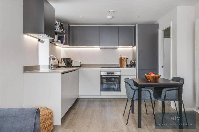 Chalkhurst Court F4 MV-5.jpg