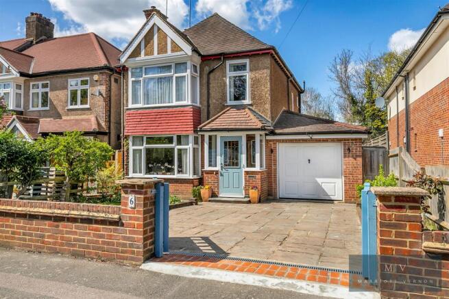 Birdhurst Avenue 6 MV-19.jpg
