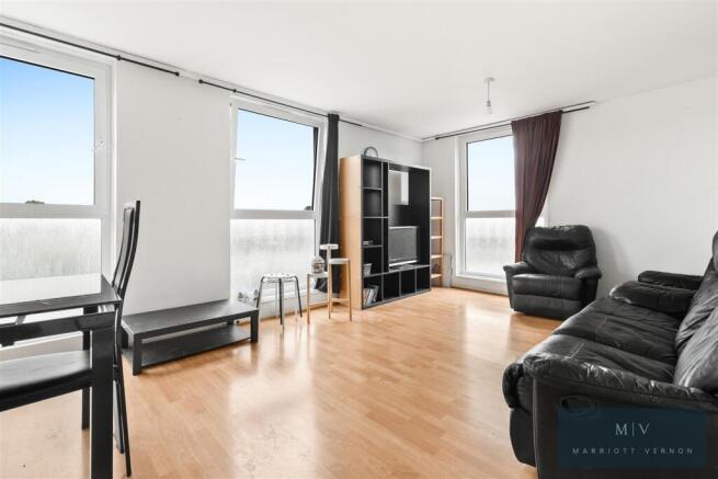 Maybourne Grange 21 MV-3.jpg