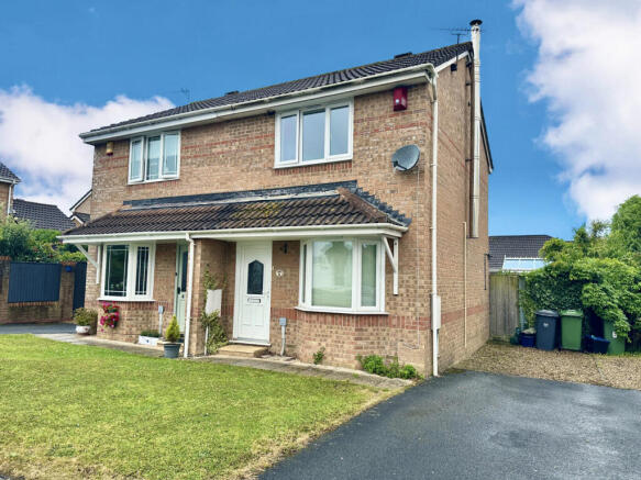 2 Bedroom Semi-detached House