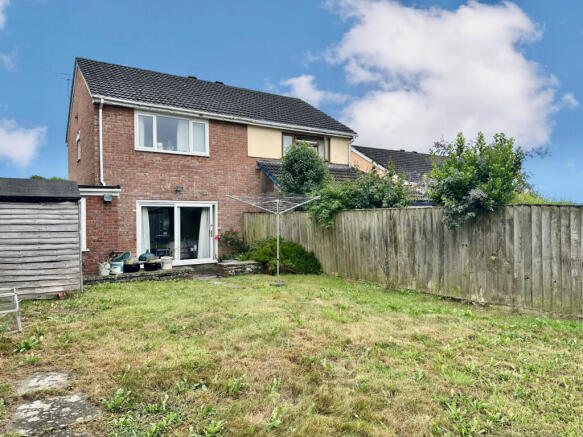 Modern 3 Bedroom House