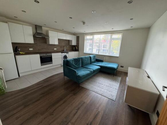 2 Bedroom Flat For Rent