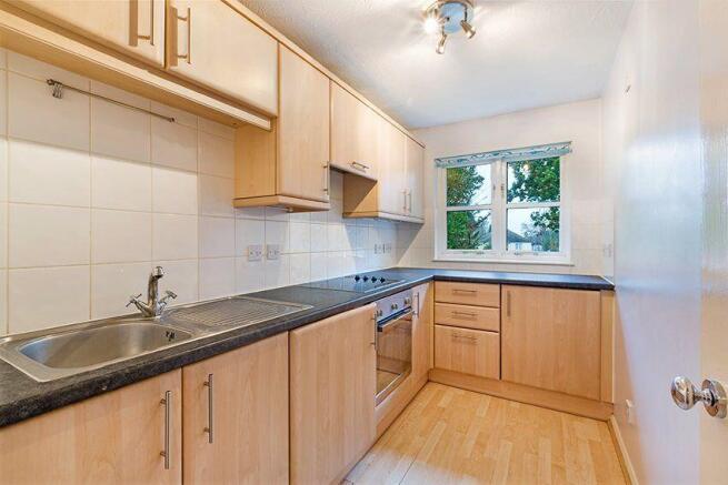 1 bed flat to rent Rosamund Close, South Croydon 