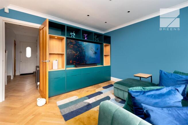 8 Belmont Close_0002.jpg