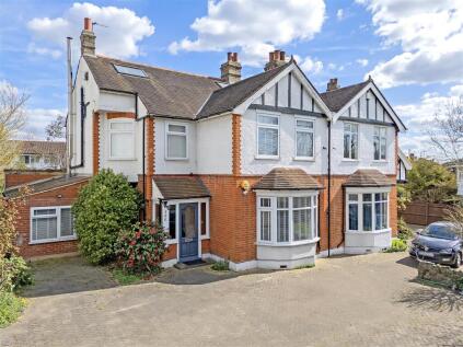 Larkshall Road, Highams Park, London