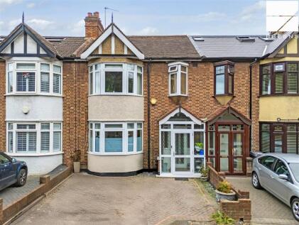 Larkshall Road, Chingford