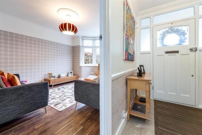 21 Nightingale Avenue_0004.jpg