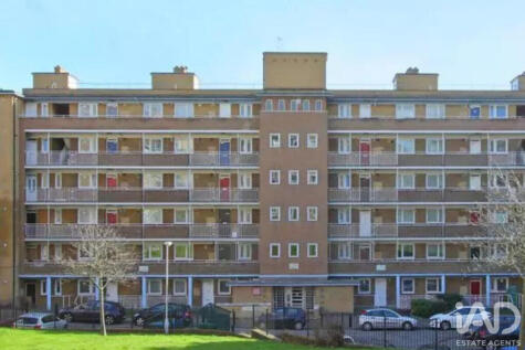 High Trees, London, SW2