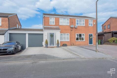 Old Vicarage, Westhoughton, Bolton, BL5 2EG