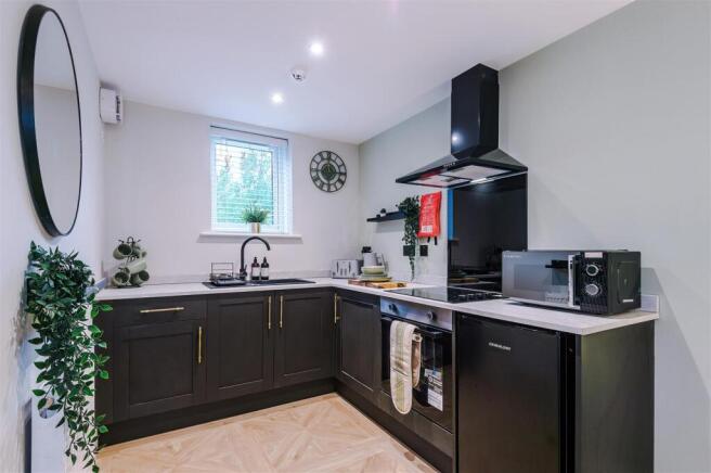 459RochdaleOldRoad-HMO-40.JPG