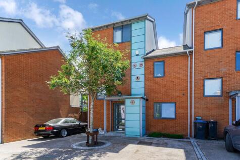 Simplicity Lane, Newhall, Harlow