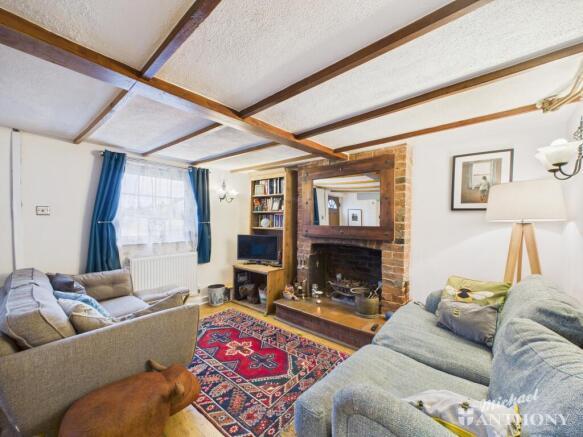 CAM02773G0-PR0378-STILL012