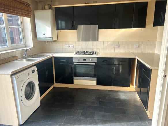 Kitchen T202502261103.jpg