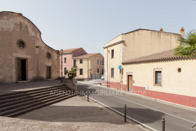 2-esterno riola2.jpg