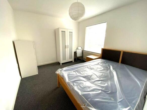 upload_5fd397aebbce1_bedroom_1_636d32049fe95.jpg