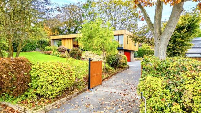 8 Fern Close, Bramcote, Nottingham, NG9 3DF