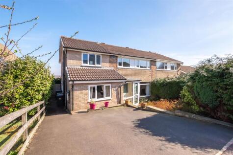 Beagle Avenue, Huddersfield, HD4 7AP