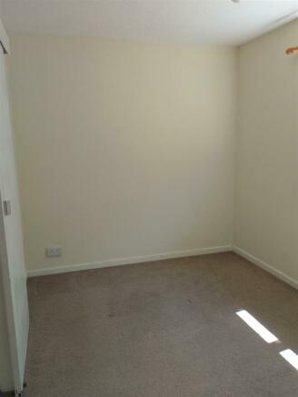 Bedroom 2 30 Salters Close.jpg