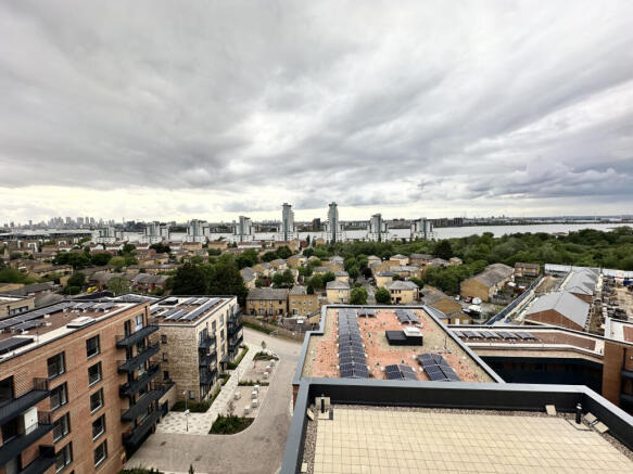 09th Floor, 1 Bedroom Apartment with River Views