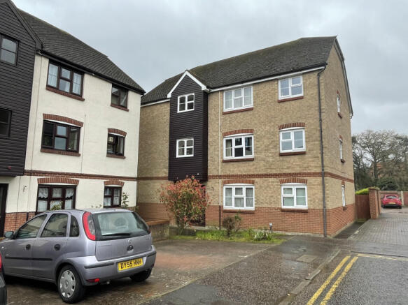 2 Bedroom First Floor Flat