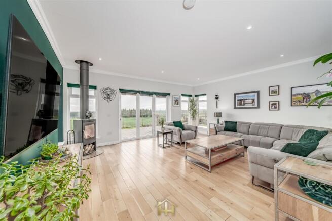 WEST VIEW KIRKTON OF AUCHTERHOUSE DD3 0QS EDIT (11