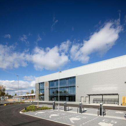 UNIT B Railway Triangle 30 EDIT.jpg