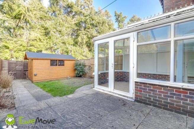 Garden by Ben Brind EweMove Sales  Lettings