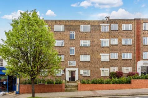 Kirkdale, Denham Court Kirkdale, SE26