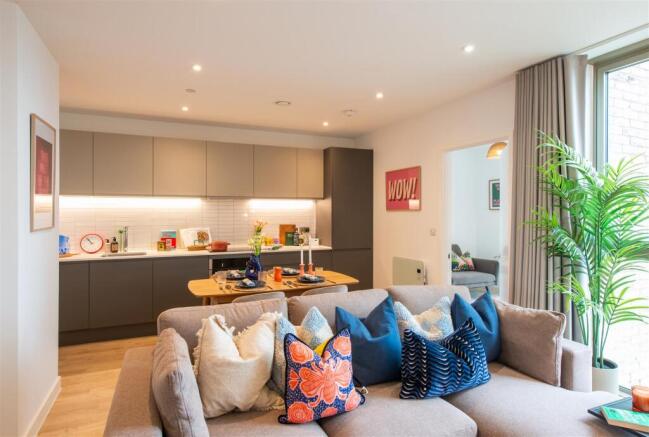 al050723-apartments-01.jpg