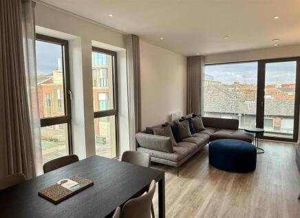 Hope Square, Altrincham