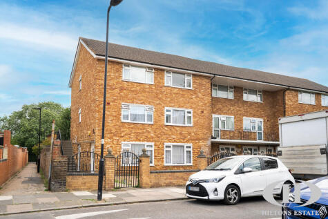 Longford Avenue, Southall