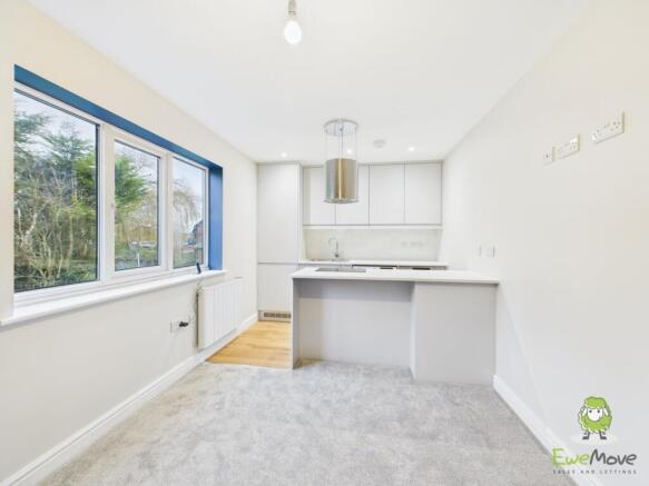 Kitchen and Living space - Ewemove Whitchurch  Nan