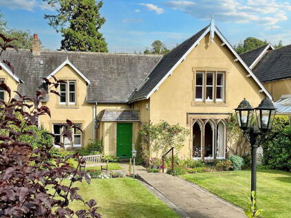 Low Cross House, Hutton Village